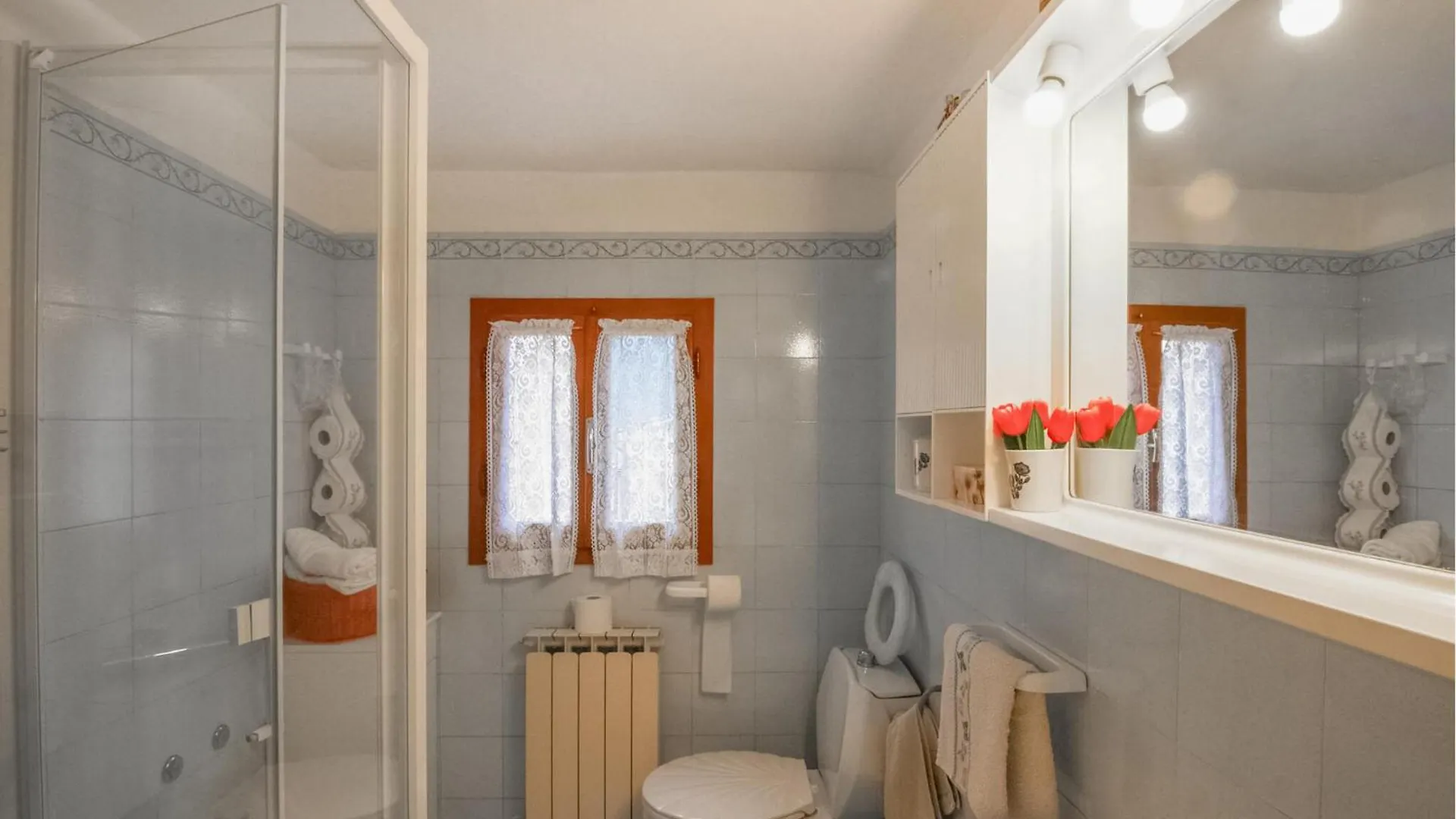 Beautiful Home In Azzano With Kitchen 別荘